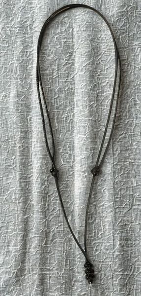 Hovedbilde Justerbart Lærkjede Svart