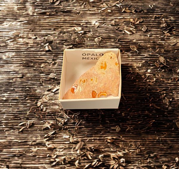 Hovedbilde Råstein Ild Opal i Matrix ...